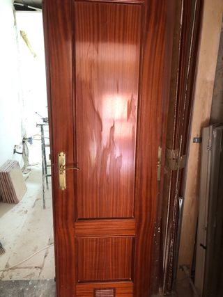 Puertas de madera de paso