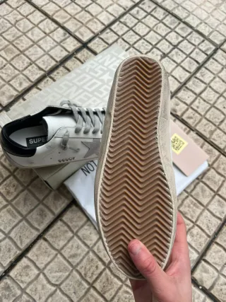 Golden Goose Superstar 40