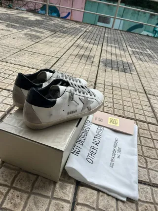 Golden Goose Superstar 40