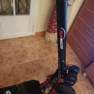 Patinete electrico nuevo una vez de uso