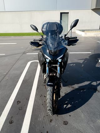 Yamaha Tracer 7 GT Negra