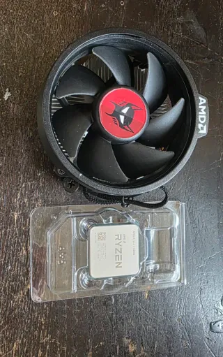 Procesador AMD Ryzen 3 3200G + Disipador