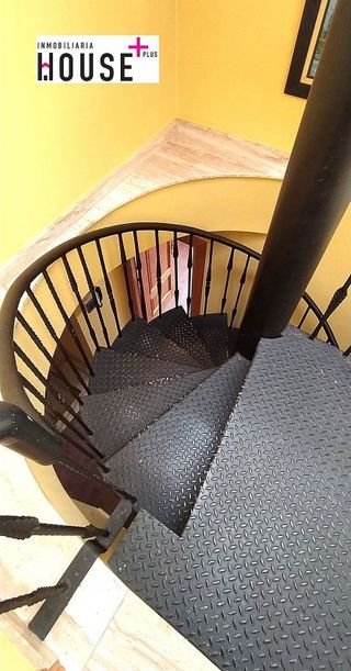 Casa adosada en venta en Centro en Avilés