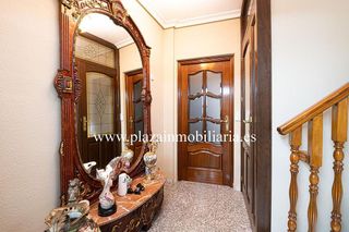 Casa en venta en Lucena