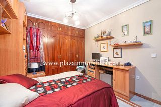 Casa en venta en Lucena