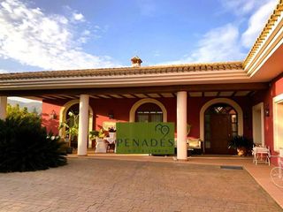 Chalet en venta en Ontinyent