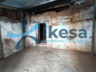 Casa adosada en venta en Constantina