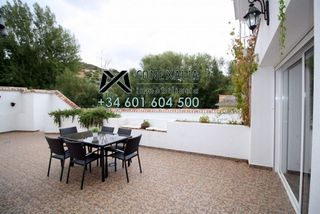 Chalet en venta en Alcalá del Valle