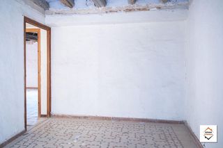 Chalet en venta en Utebo