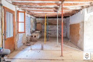 Chalet en venta en Utebo