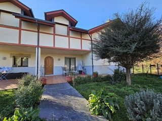 Chalet en venta en Corullón