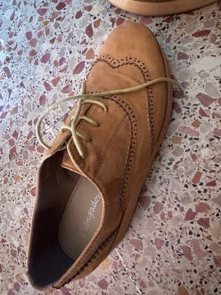 Zapatos de ante color camel