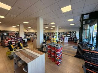 Nave industrial en venta en Coín