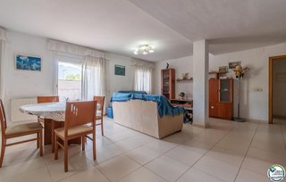 Casa adosada en venta en Els Grecs - Mas Oliva en Roses