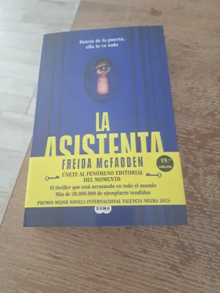 La asistenta