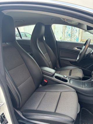 Mercedes-Benz Clase CLA 2015