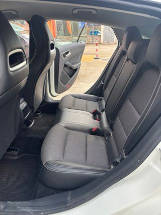 Mercedes-Benz Clase CLA 2015