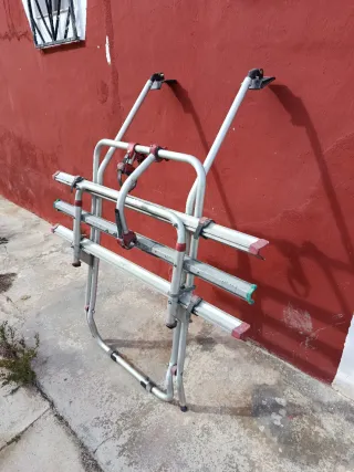 Portabicicletas Fiama Renault Trafic o similar