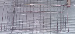 Parrilla para barbacoa de metal y mango de  madera