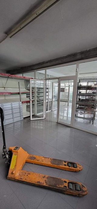 Local comercial en alquiler en Carballo