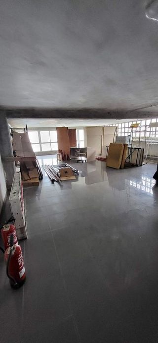 Local comercial en alquiler en Carballo