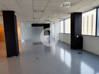 Oficina en alquiler en Sant Just Desvern