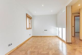 Piso en alquiler en Cimadevilla en Gijón