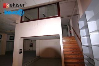 Local comercial en alquiler en Ensanche en Pamplona