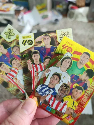 Cromos Adrenalyn XL 25-26