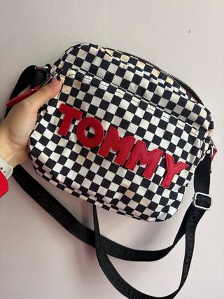 Bolso Tommy Hilfiger Cuadros Rojo