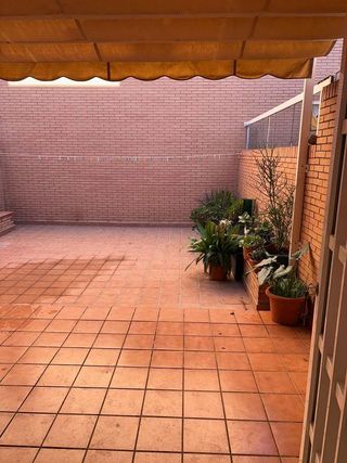Casa adosada en venta en Los Molinos - Villa Blanca en Almería