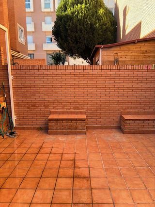 Casa adosada en venta en Los Molinos - Villa Blanca en Almería