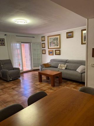 Casa adosada en venta en Los Molinos - Villa Blanca en Almería