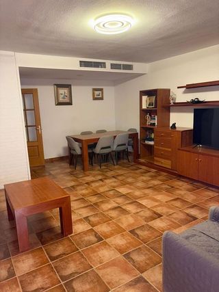 Casa adosada en venta en Los Molinos - Villa Blanca en Almería