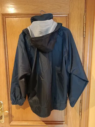 Chubasquero cortavientos Astrolabio talla L