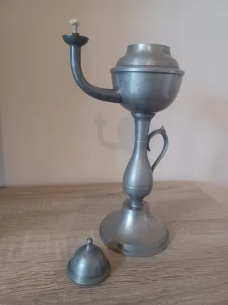 Lámpara holandesa de aceite “Snotneus” en estaño