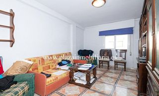 Piso en venta en Lucena