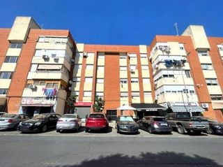 Piso en venta en La Orden en Huelva