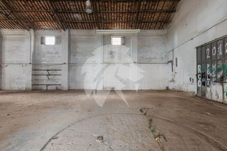 Nave industrial en venta en Centro en Chiva