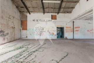 Nave industrial en venta en Centro en Chiva