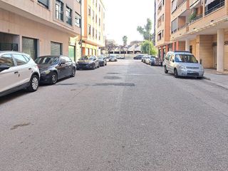 Garaje en venta en L'Alquenència en Alzira
