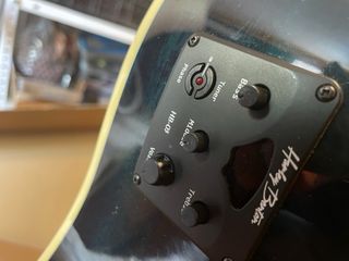 Guitarra electroacustica