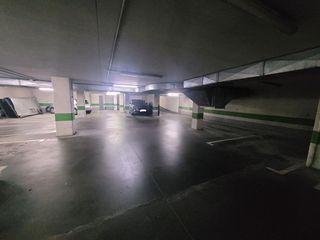 Garaje en venta en Ensanche - Sar en Santiago de Compostela