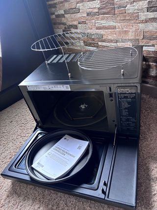 Microondas LG MJ3965BPS Combinado