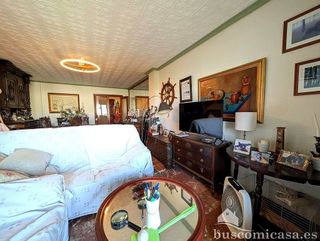 Piso en venta en Linares