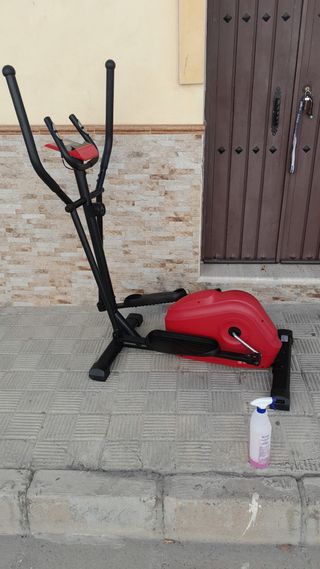 Elíptica de ejercicio