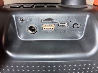 Denver Altavoz Negro con Buen Sonido potencia 100W