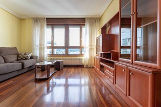 Piso en alquiler en Natahoyo en Gijón