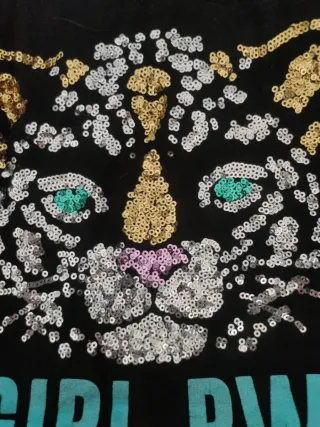 Sudadera niña negra con lentejuelas