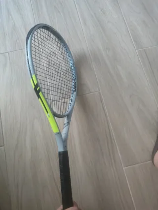 Raqueta de tenis Head ligera